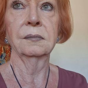 Meet your Posher, Gloria